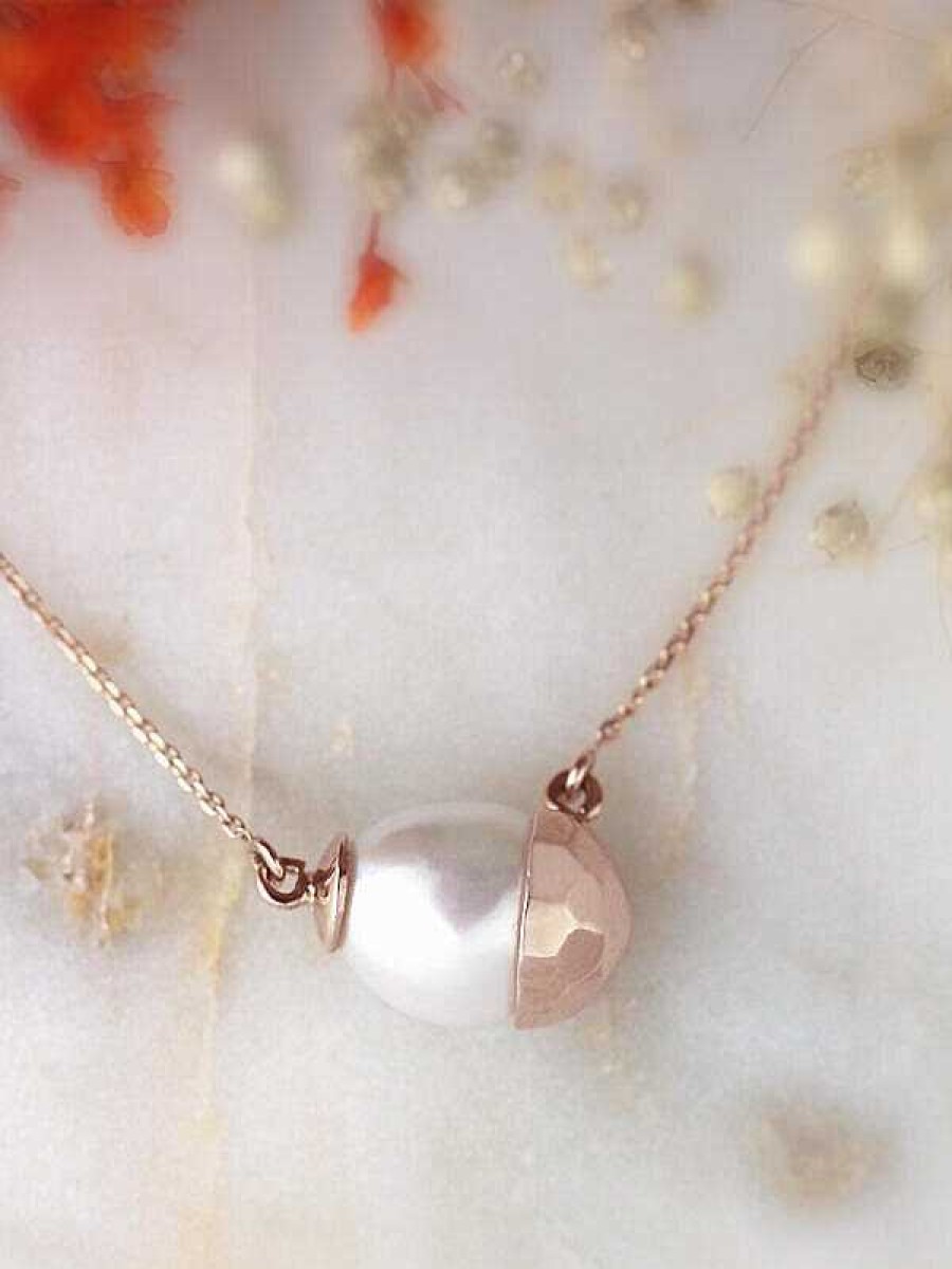 Stones & Gold Necklaces | Freshwater Pearl With Hammered Cup Solid 14 Karat Gold Pendant Necklace