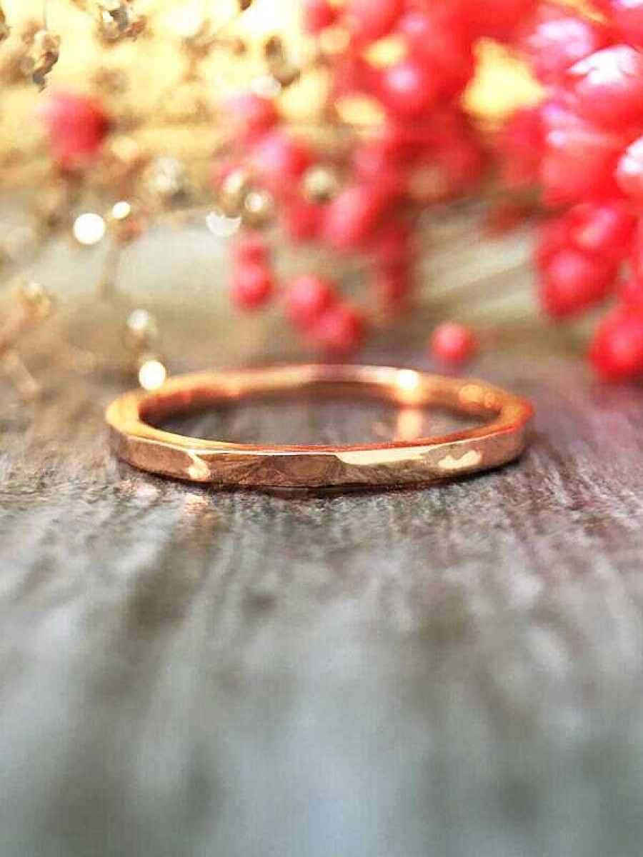 Stones & Gold Rings | 1.4Mm Hammered Wedding Band Solid Gold (14Kr) Minimalist Stackable Women'S Engagement Ring