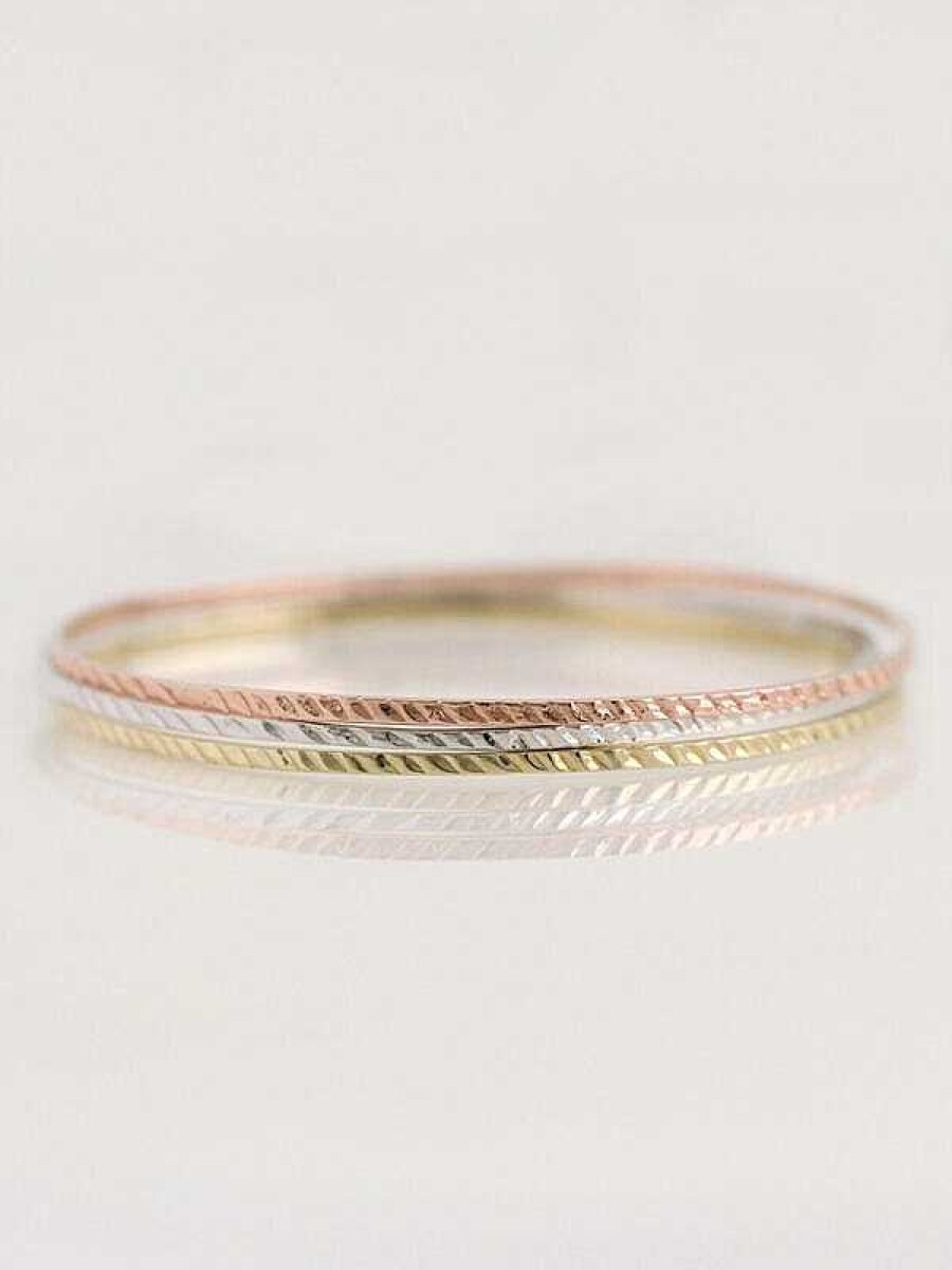 Stones & Gold Bracelets & Anklets | 1.7Mm Diamond Cut Solid 14 Karat Gold Stackable Bangle