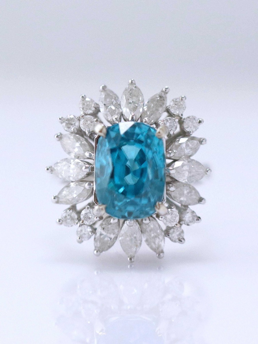 Stones & Gold Rings | One Of Kind 9.70Ct Blue Zircon Cocktail Ring