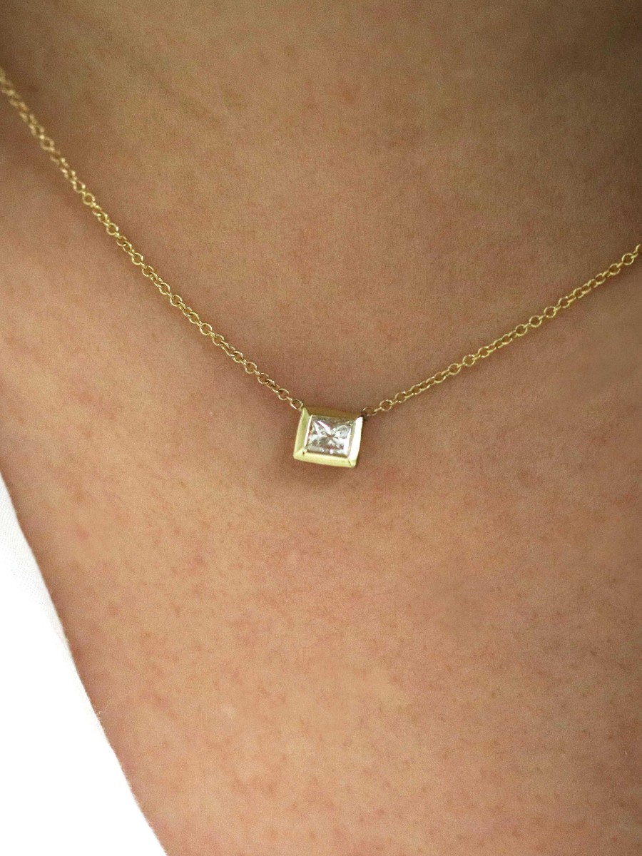 Stones & Gold Necklaces | 0.25Ct Baguette Diamond Simple Bezel Necklace