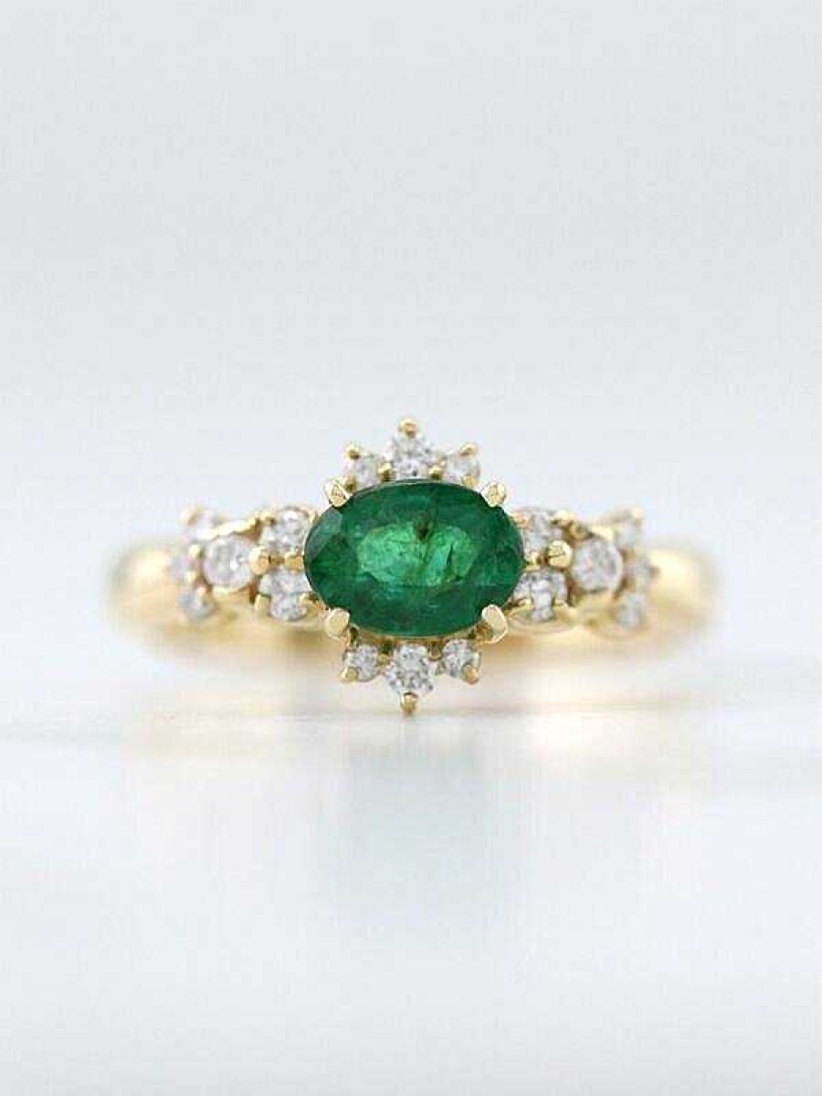 Stones & Gold Rings | 6X4Mm Natural Emerald And Diamond Vintage Starlight Solid 14 Karat Gold Engagement Ring