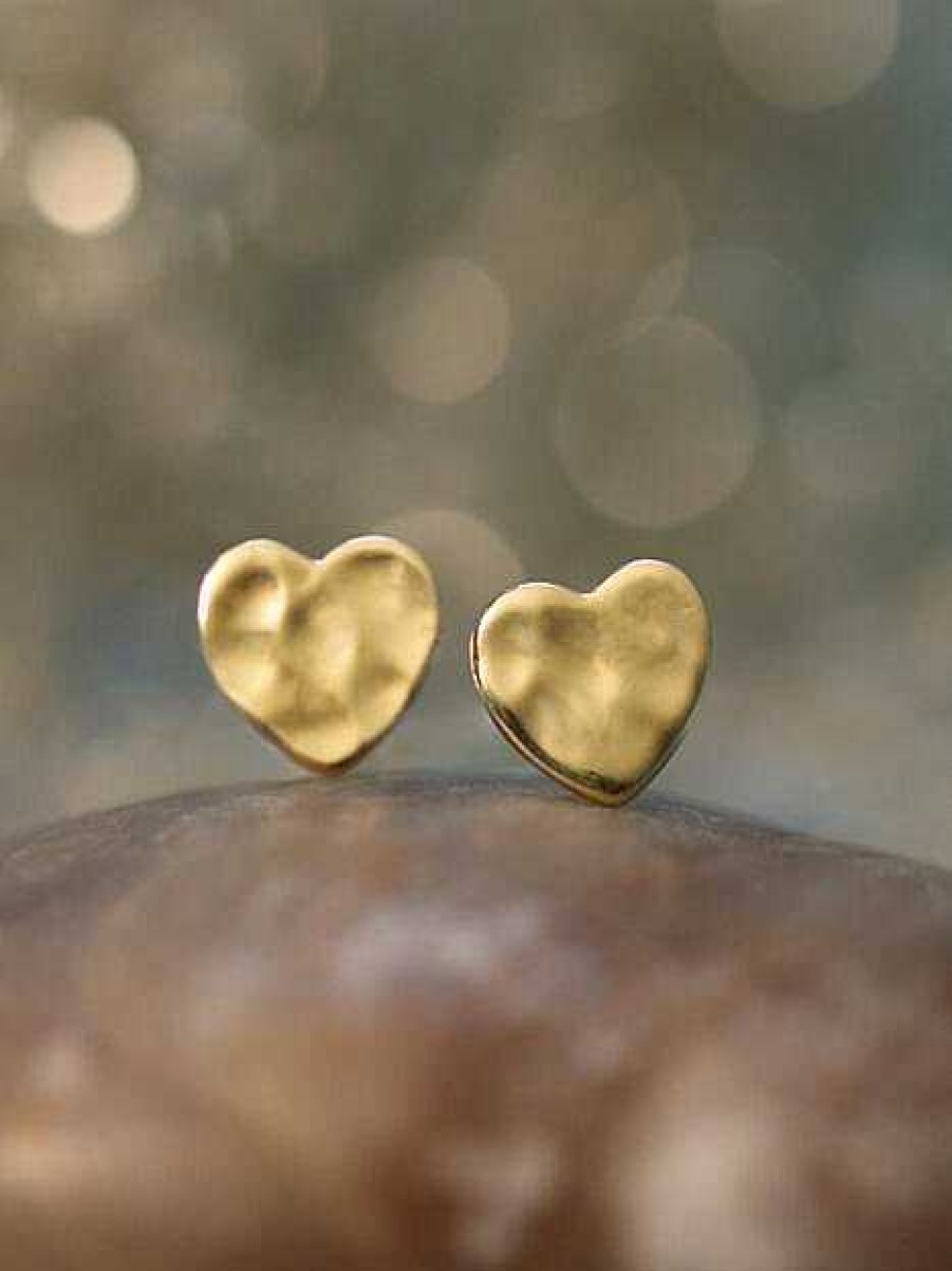 Stones & Gold Earrings | Hammered Heart 14 Karat Stud Earrings