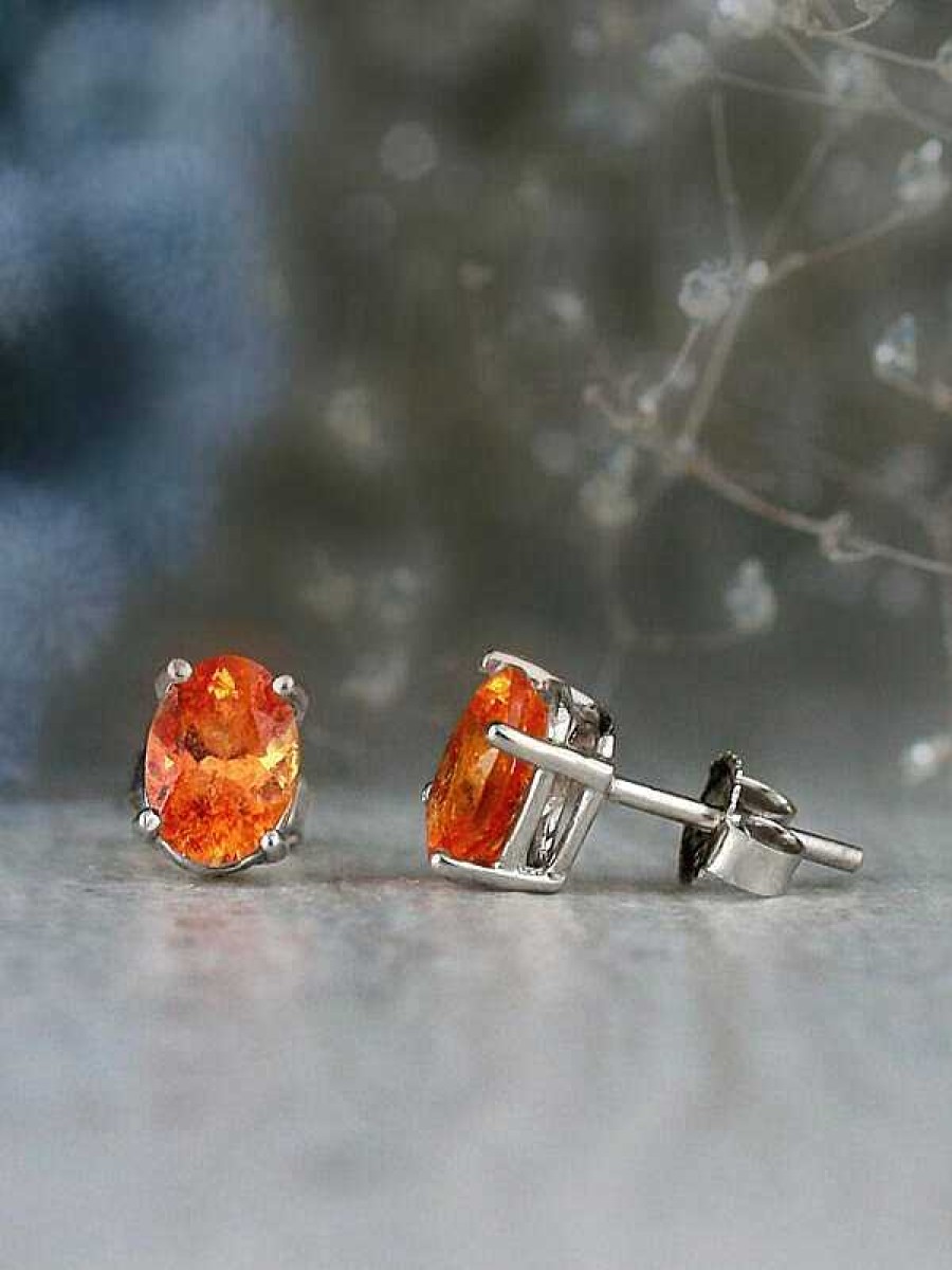 Stones & Gold Earrings | 7X5Mm Oval Mandarin Garnet Solid 14 Karat Stud Earrings