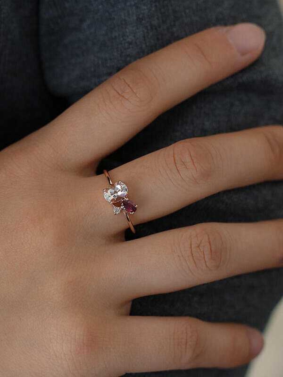 Stones & Gold Rings | Berry Blush Solid 14 Karat Gold Cluster Ring