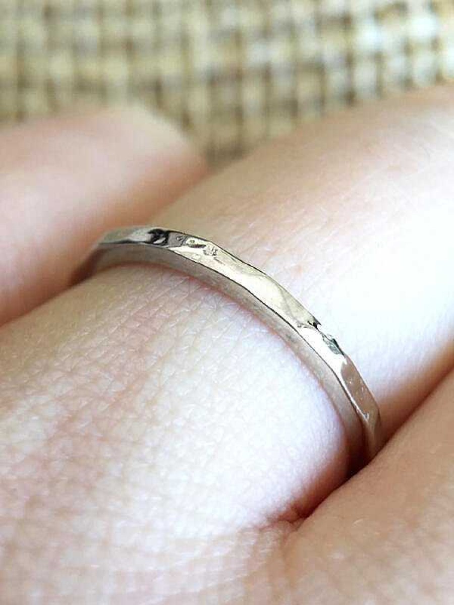 Stones & Gold Rings | 1.4Mm Hammered Wedding Band Solid Gold (14Kw) Minimalist Stackable Women'S Engagement Ring